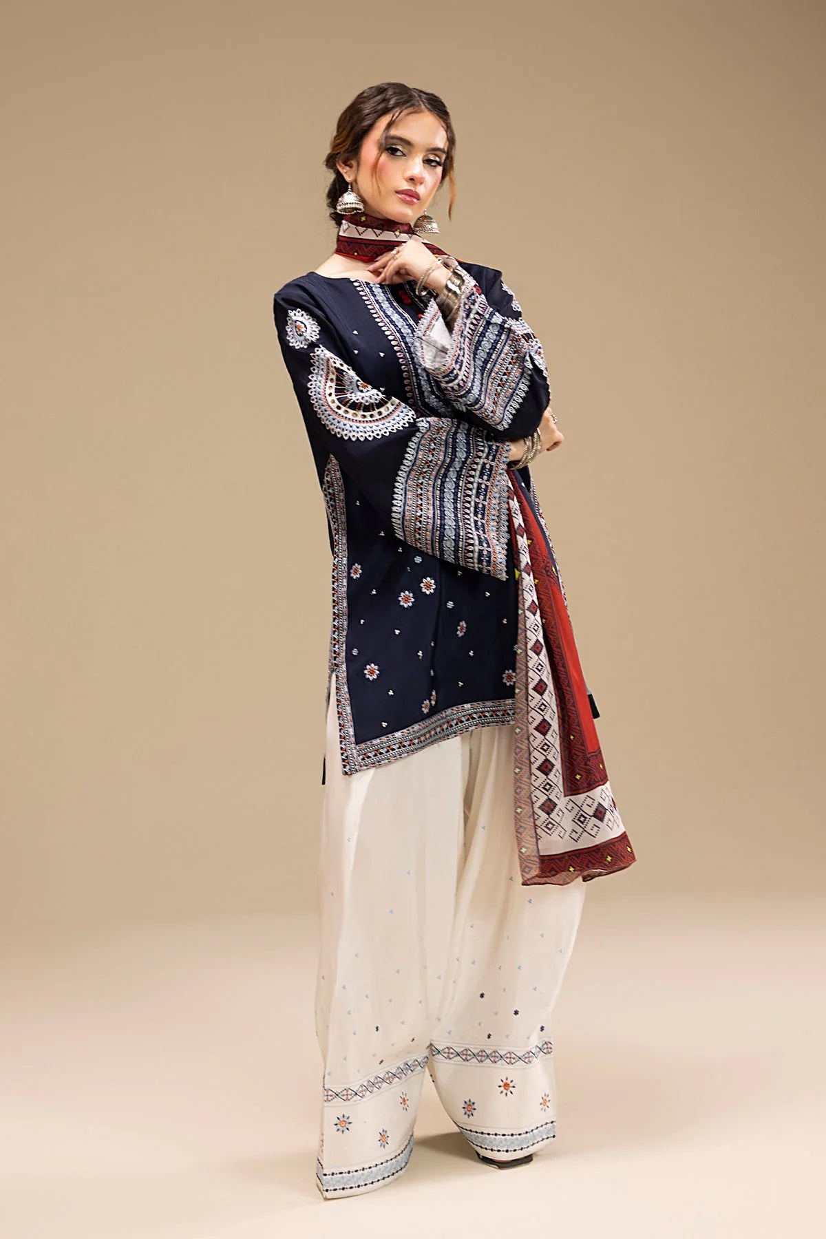 Rangrez Farshi Shalwar Embroidered 3PC Premium Collection