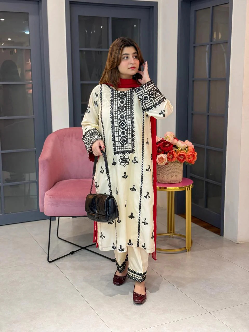 Taaj Embroidered 3PC Premium Mid Season Arabic Lawn
