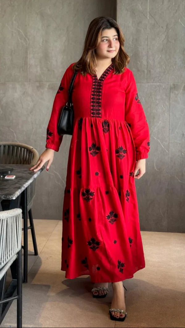 Shanzay Embroidered Maxi 2PC Premium Mid Season