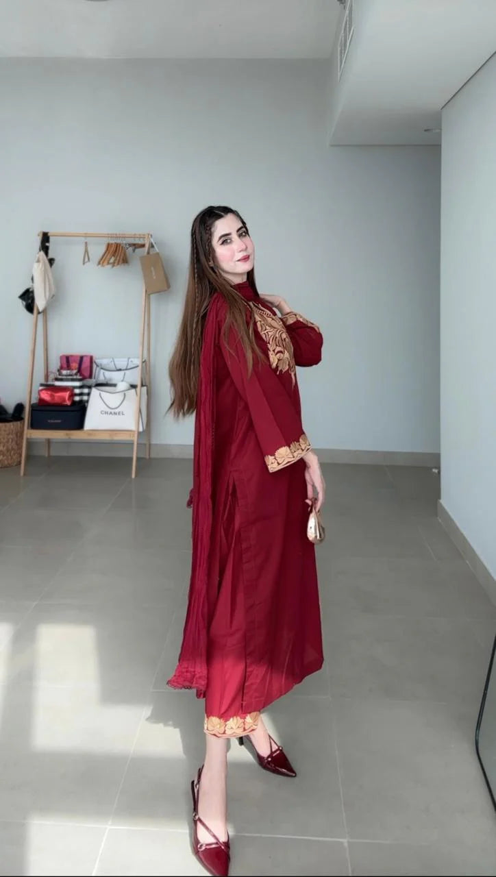 Naqshi Embroidered 3PC Premium Collection