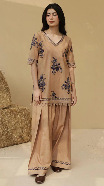 Itrat Embroidered 2PC Winter Linen Set