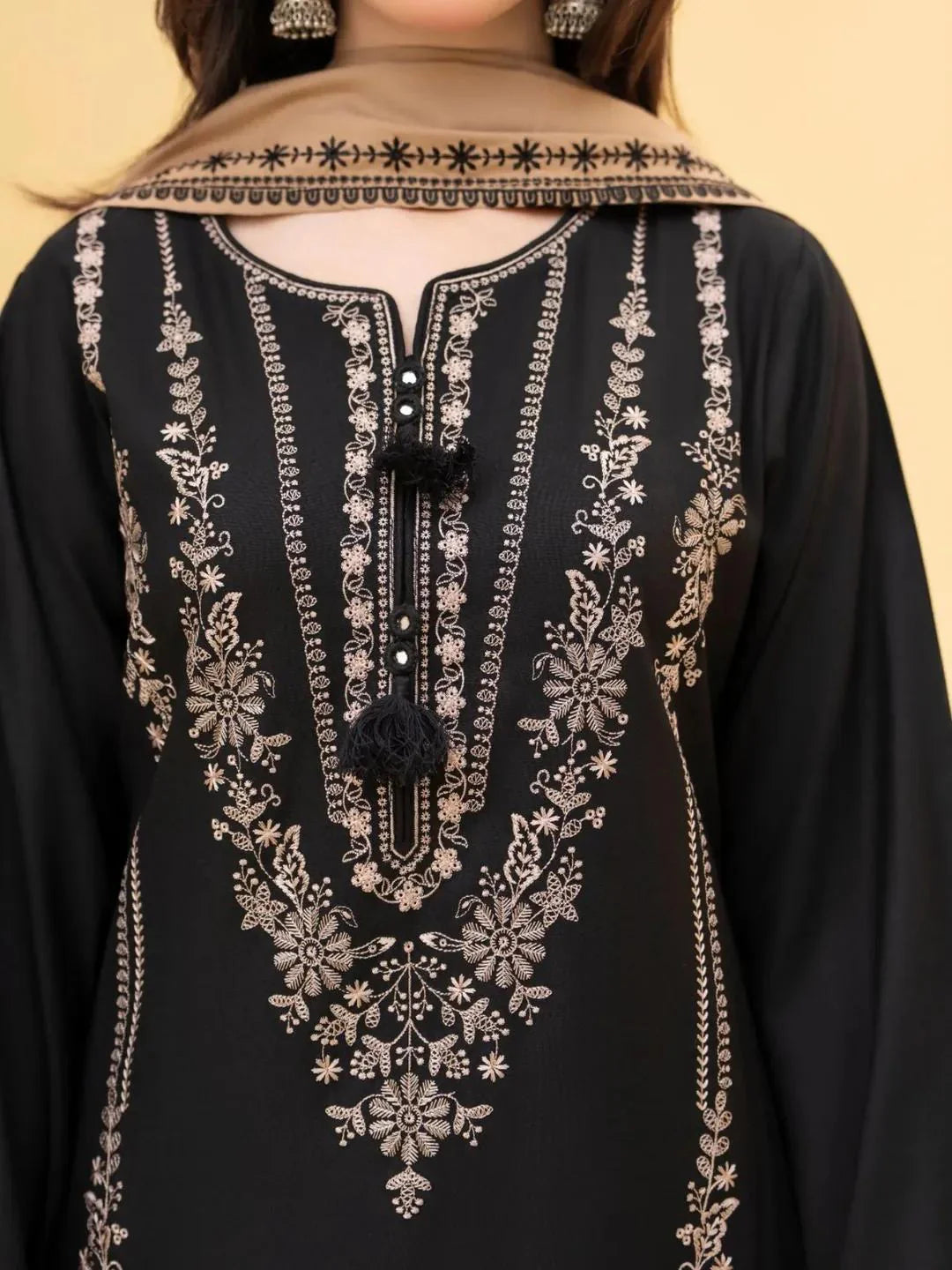 Preet Embroidered Shawl 3PC Premium Arabic Lawn