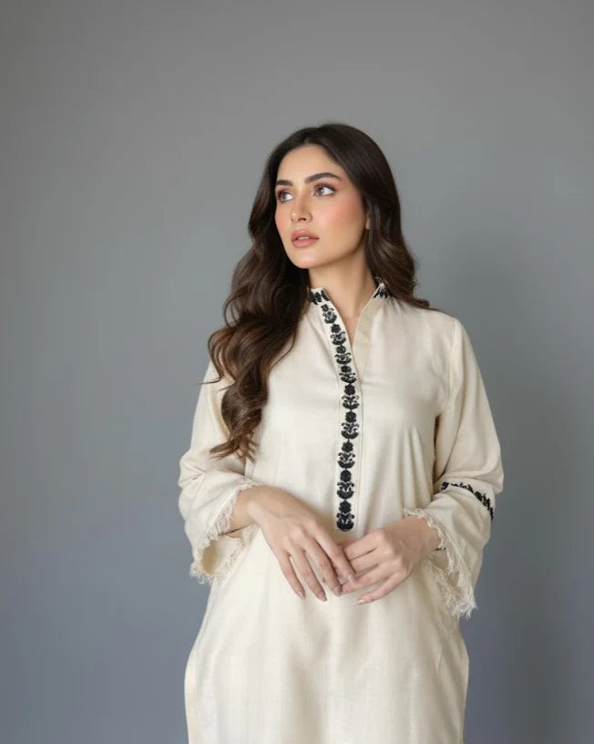 Luxury Premium Dhanak Embroidered 3PC Winter Set