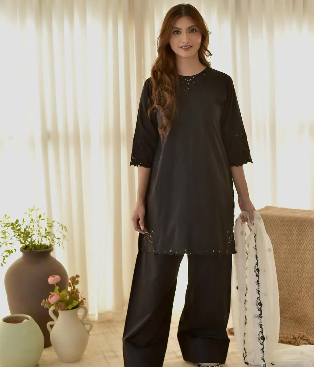 Aira Black Embroidered 3PC Luxury Winter Collection