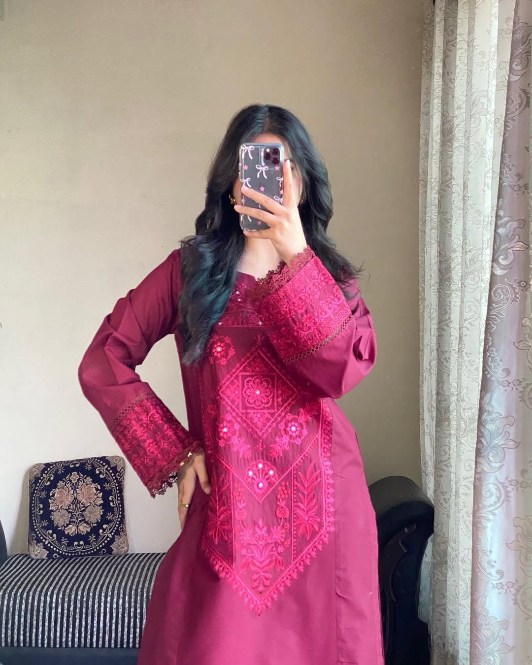 Roha Embroidered 3PC Premium Mid Season Collection