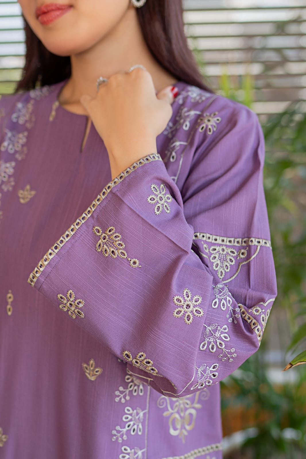 Urge Khaddar Embroidered Set Premium Winter Collection