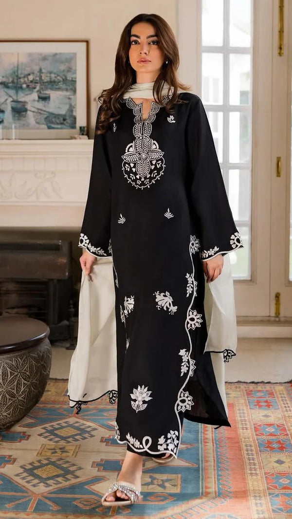 Haniyah Heavy Embroidered 3PC Winter Linen Suit