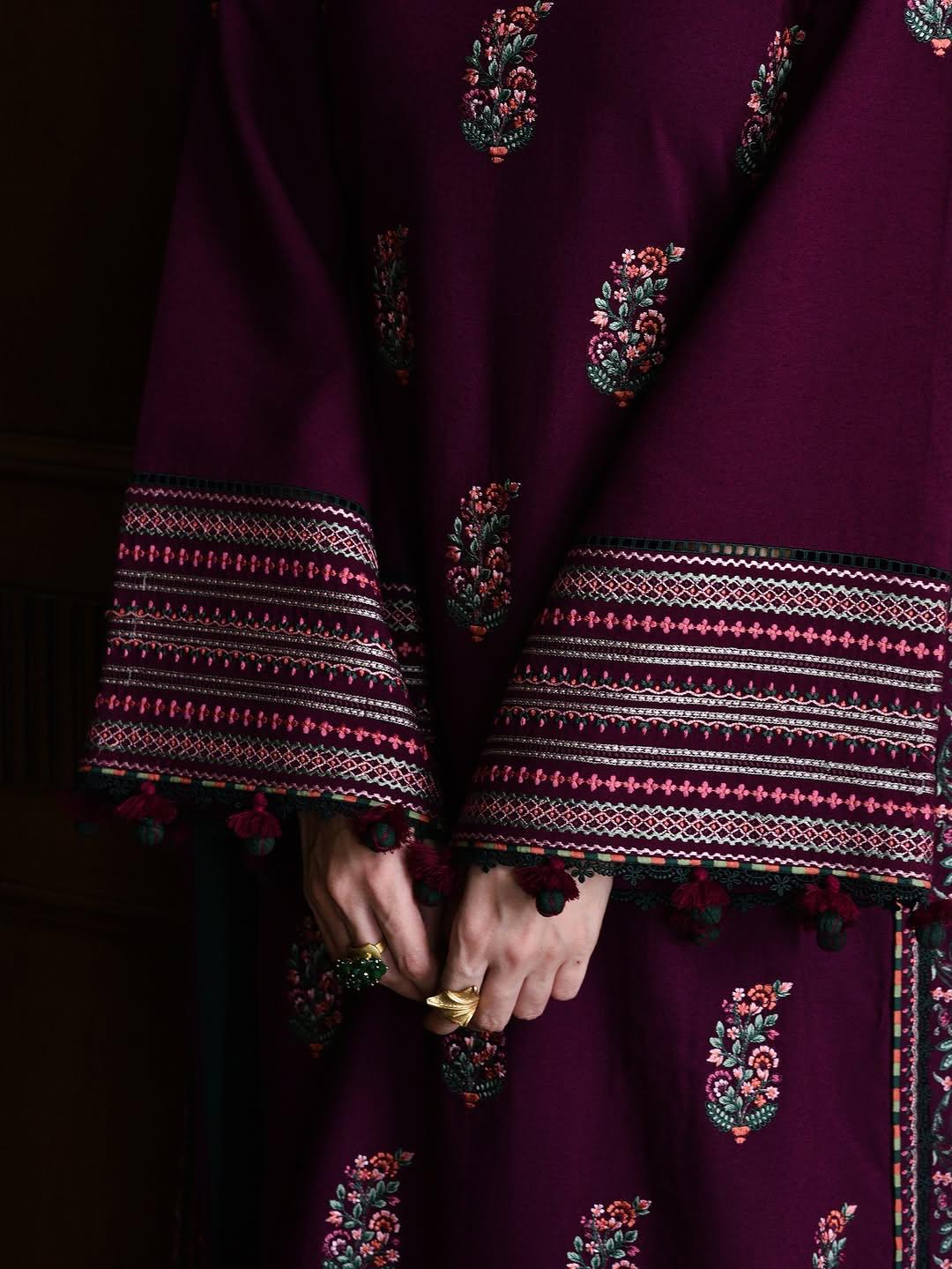 Hezlin Embroidered Shawl 3PC Premium Linen Set