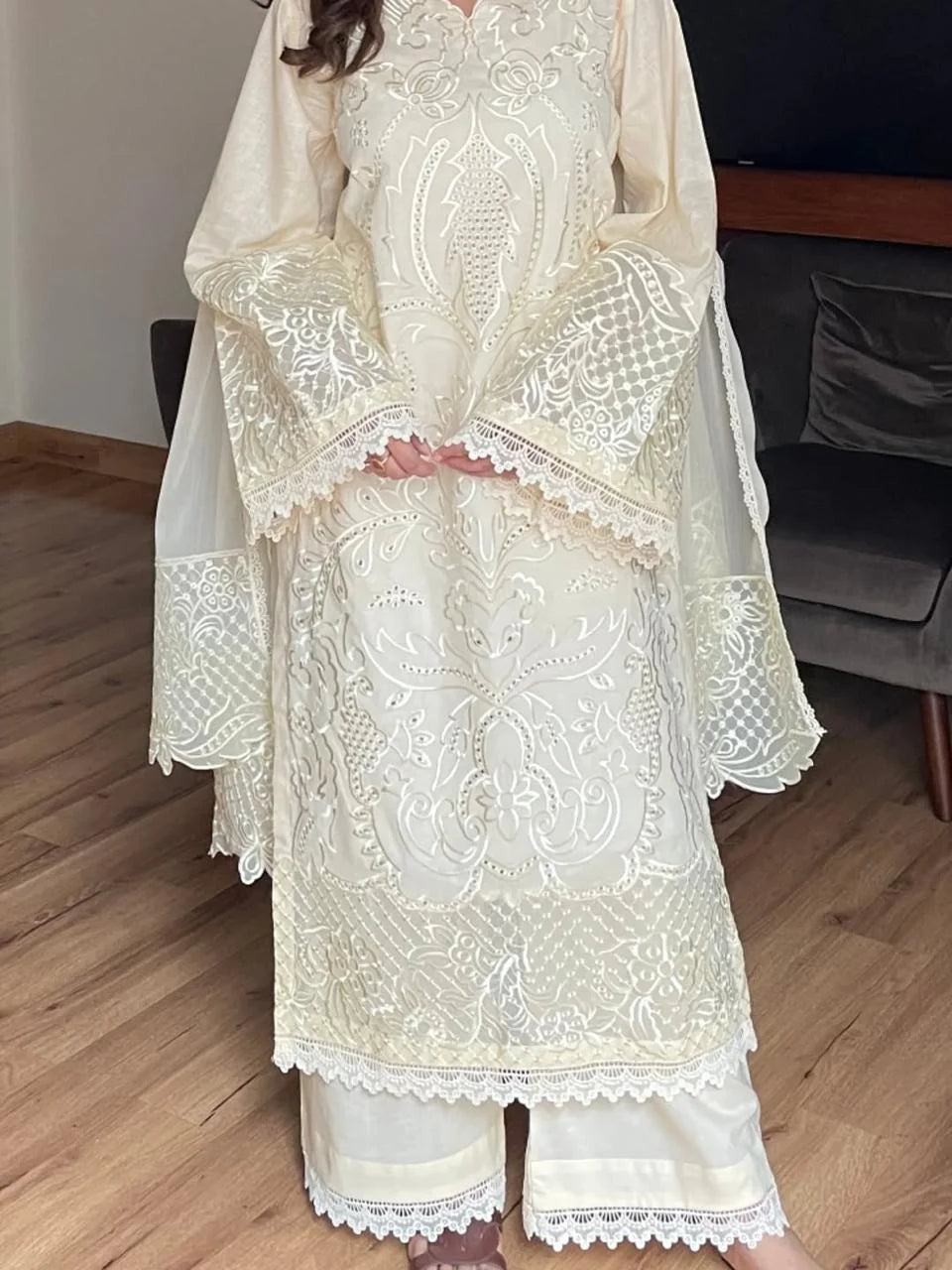 Rabeel Embroidered Shawl 3PC Luxury Winter Set