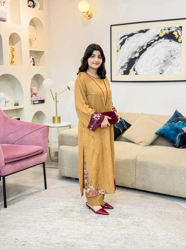 Eid Arisa Embroidered Co-Ord Set