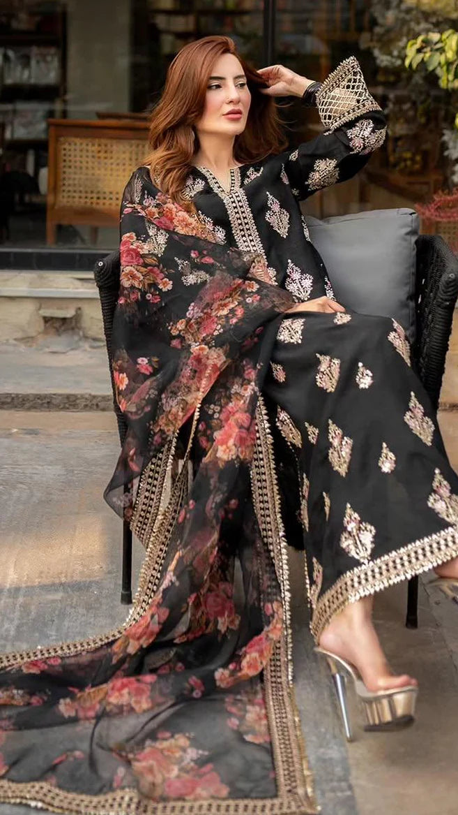 Amor Embroidered 3PC Organza Dupatta Suit