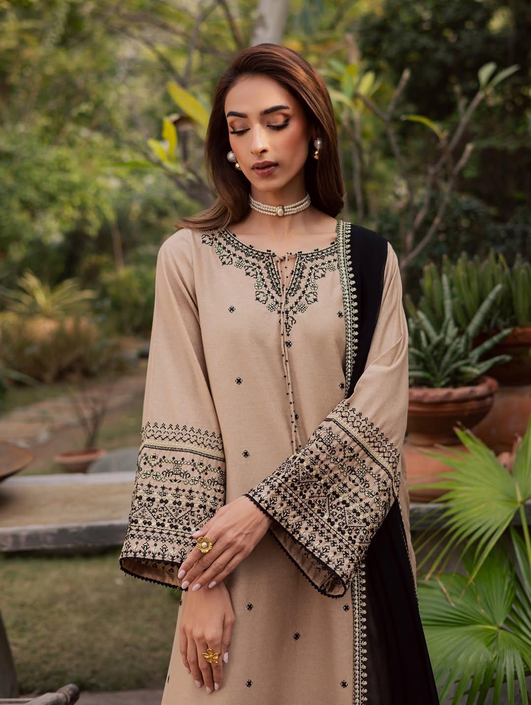 Armas Embroidered Farshi Shalwar 3PC Premium