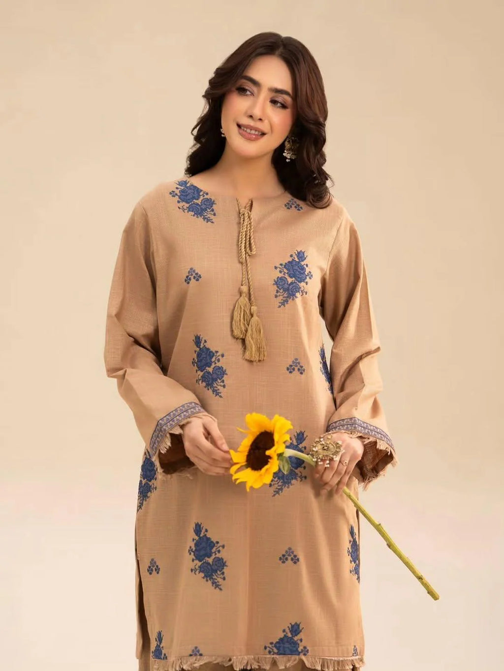 Reeza Embroidered Farshi Shalwar Set Premium Arabic