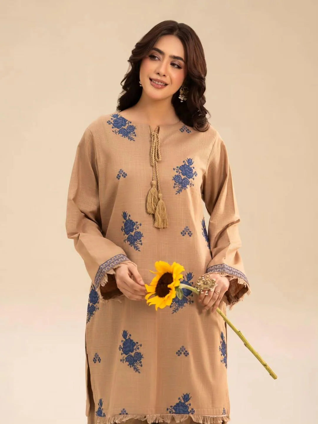 Reeza Embroidered Farshi Shalwar Set Premium Arabic