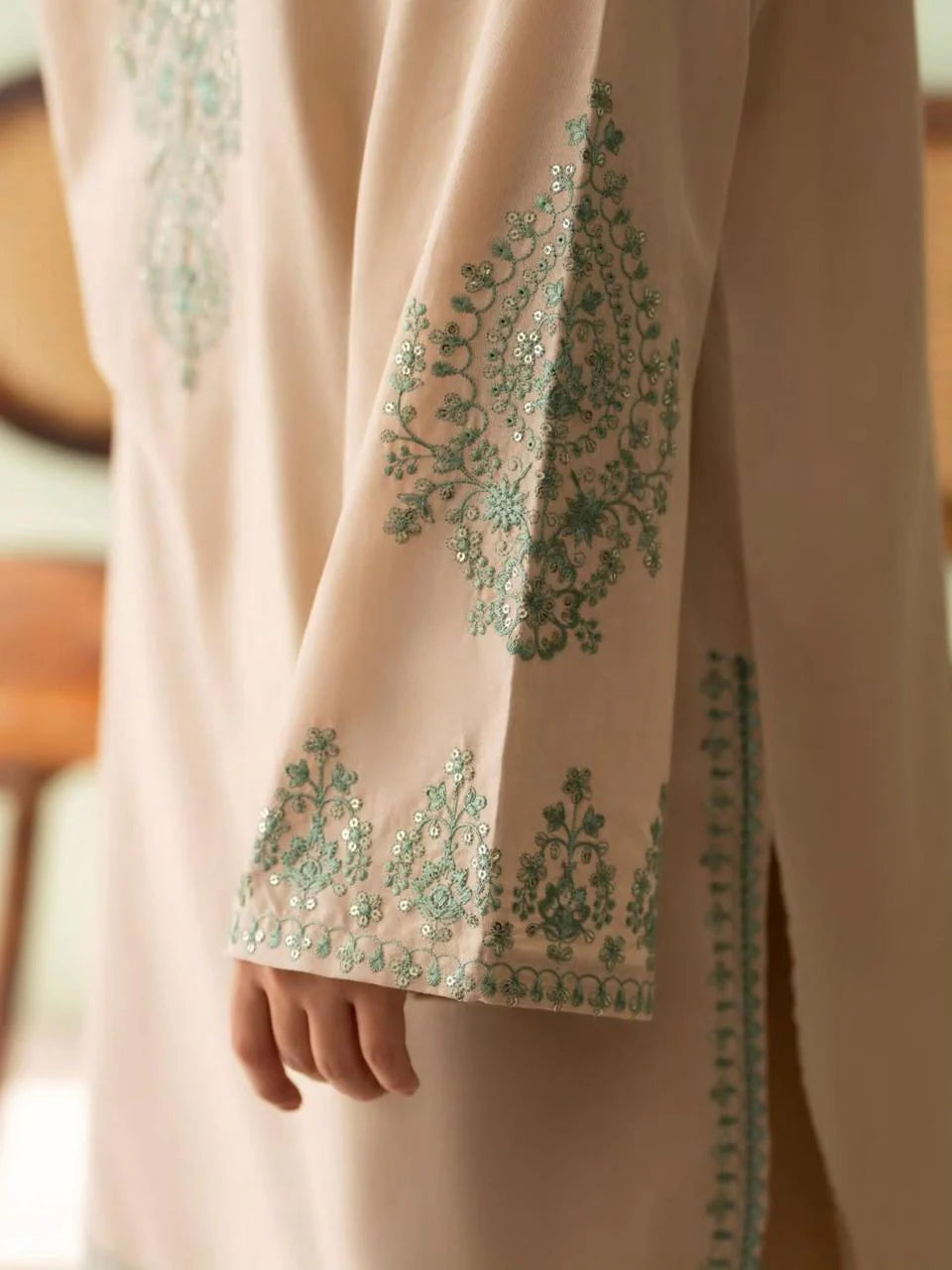 Inzi Embroidered 3PC
