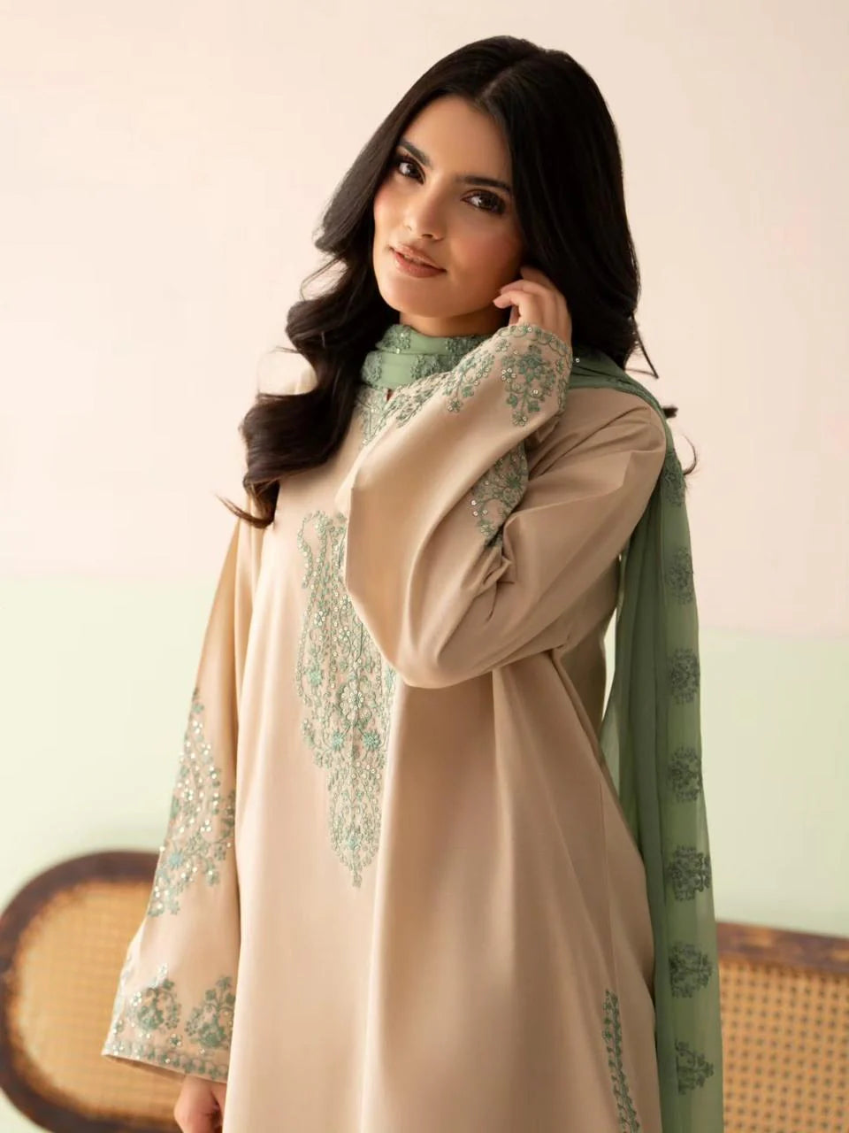 Inzi Embroidered 3PC