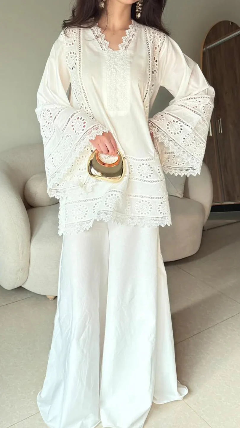 Pristine Whit ChikanKari Set