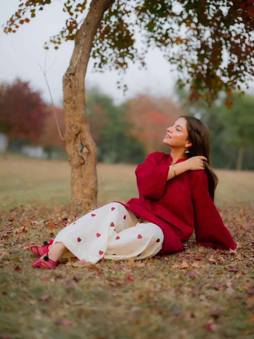 Mehroon Pocket Dhanak Embroidered 2PC Winter Set